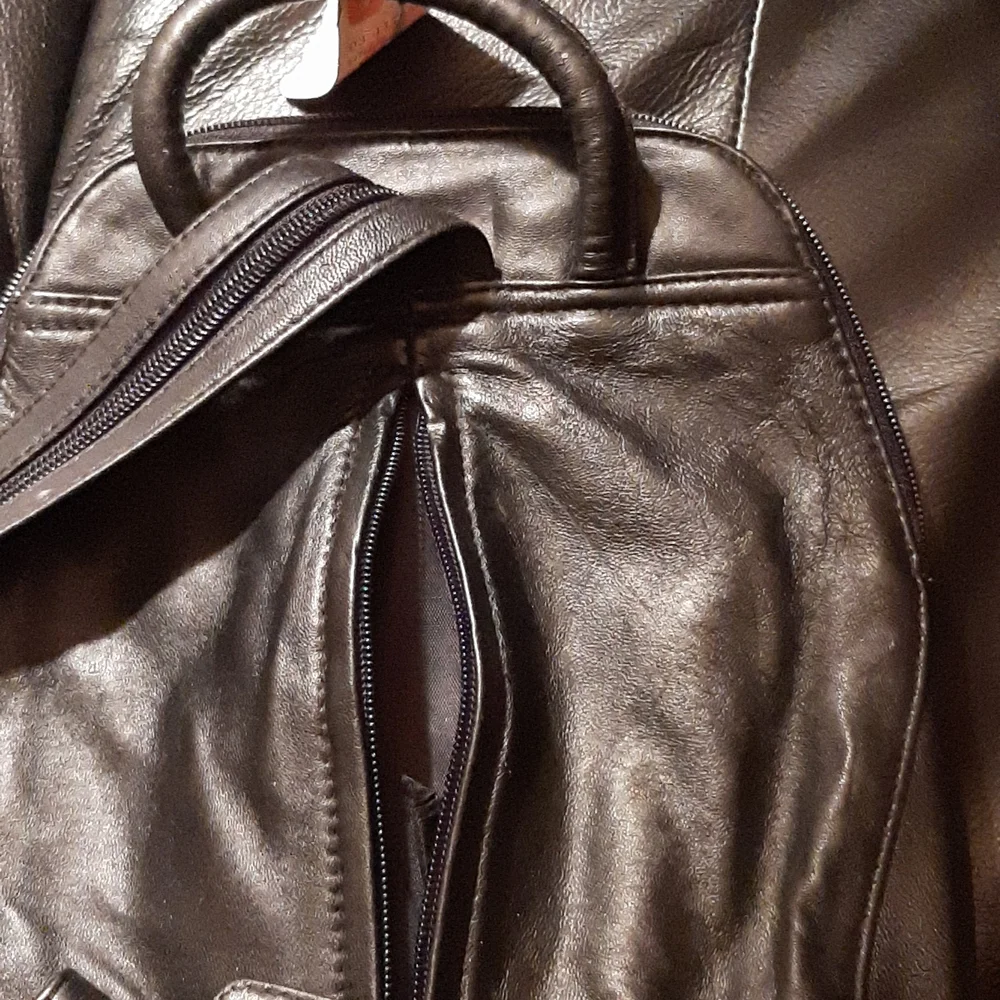New Wilsons Leather black backpack